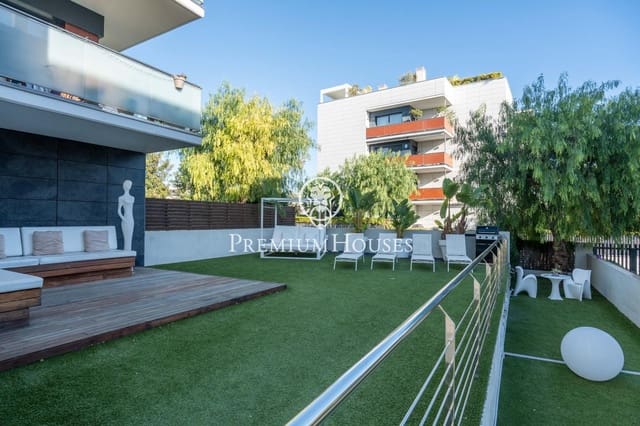 3 sovrum Lägenhet till salu i Sitges med pool - 840 000 € (Ref: 8706121)