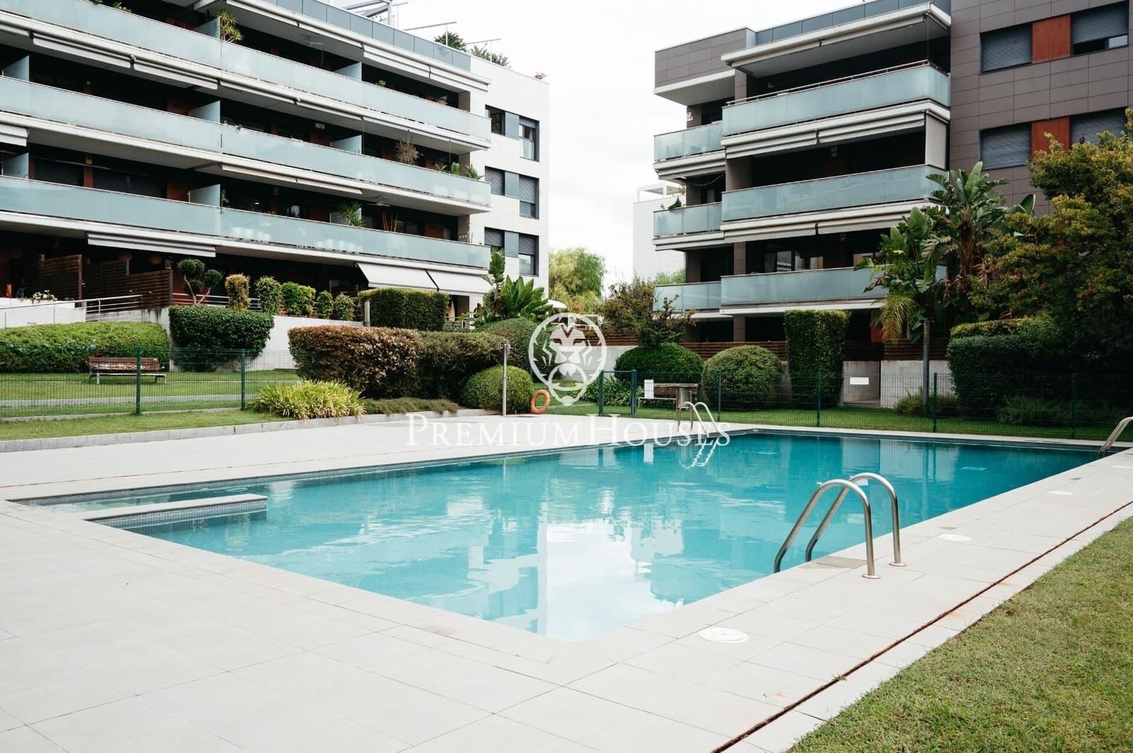 3 soveværelse Lejlighed til salg i Sitges med swimmingpool - € 1.050.000 (Ref: 8706121)