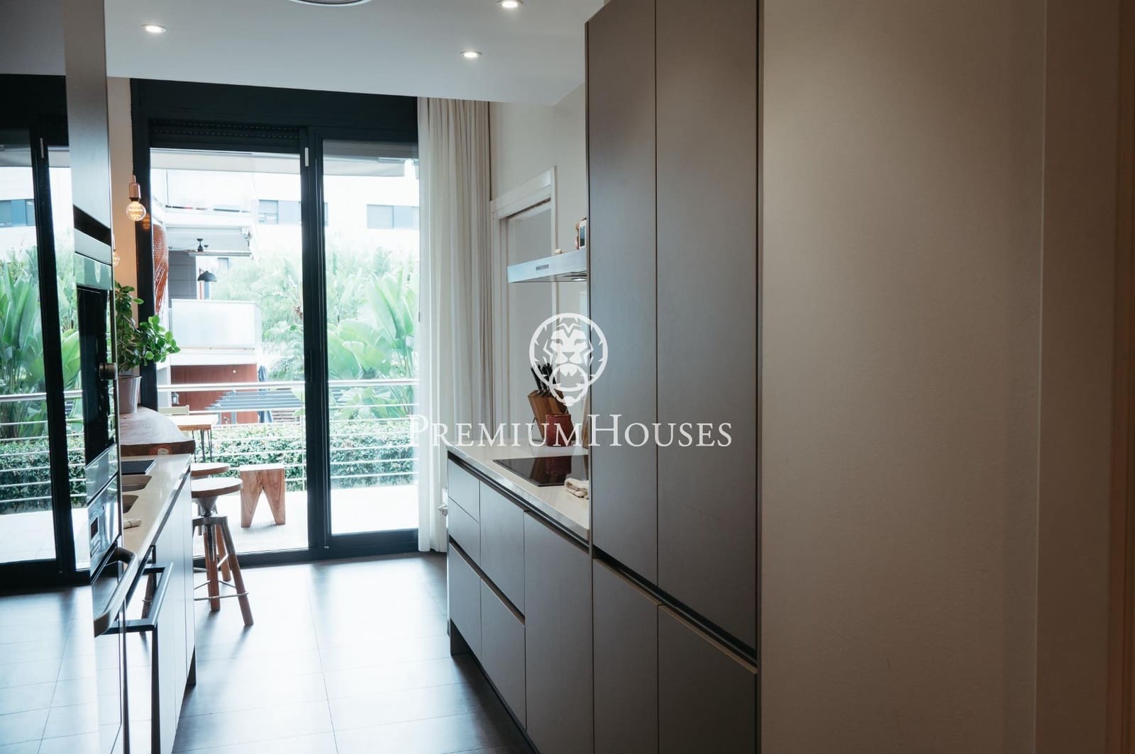 3 soveværelse Lejlighed til salg i Sitges med swimmingpool - € 1.050.000 (Ref: 8706121)