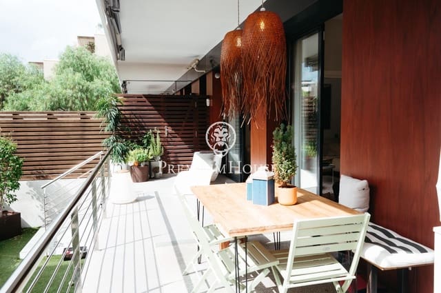 3 soveværelse Lejlighed til salg i Sitges med swimmingpool - € 1.050.000 (Ref: 8706121)