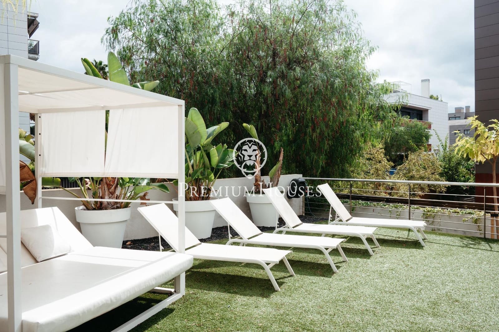 3 soveværelse Lejlighed til salg i Sitges med swimmingpool - € 1.050.000 (Ref: 8706121)