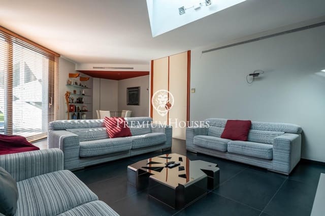 5 soverom Villa til salgs i Sitges med svømmebasseng garasje - € 5 950 000 (Ref: 8784075)