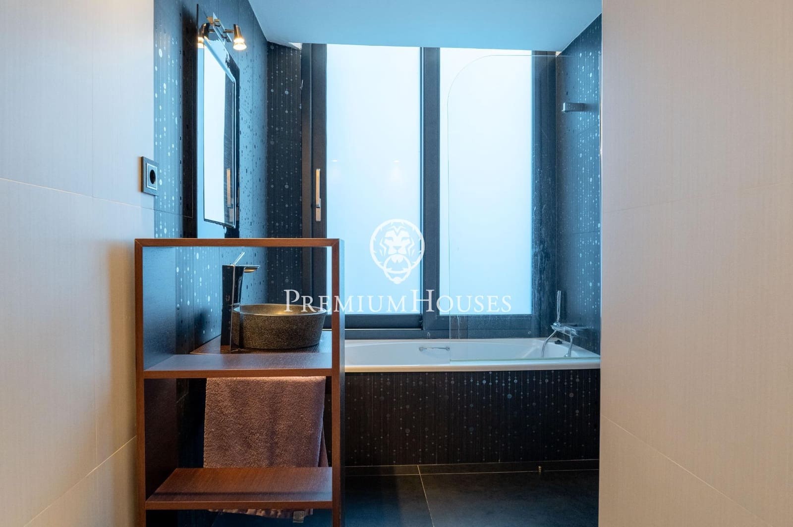 5 soverom Villa til salgs i Sitges med svømmebasseng garasje - € 5 950 000 (Ref: 8784075)