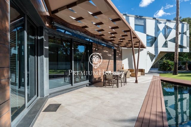 5 soverom Villa til salgs i Sitges med svømmebasseng garasje - € 5 950 000 (Ref: 8784075)