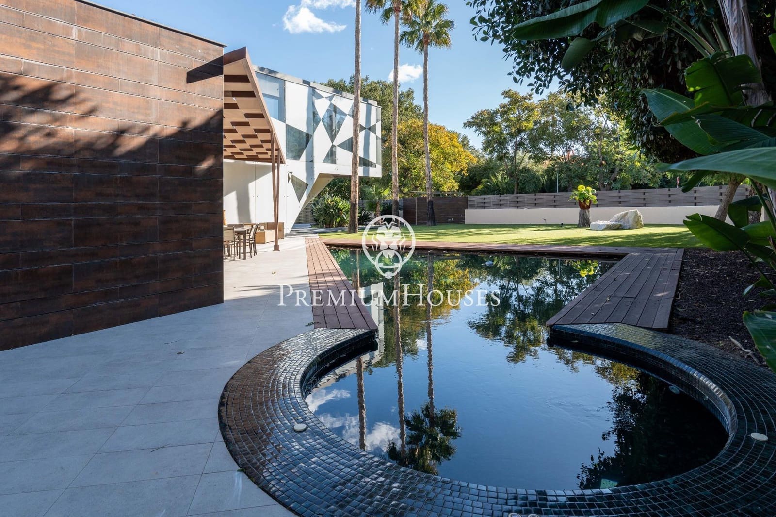 5 soverom Villa til salgs i Sitges med svømmebasseng garasje - € 5 950 000 (Ref: 8784075)