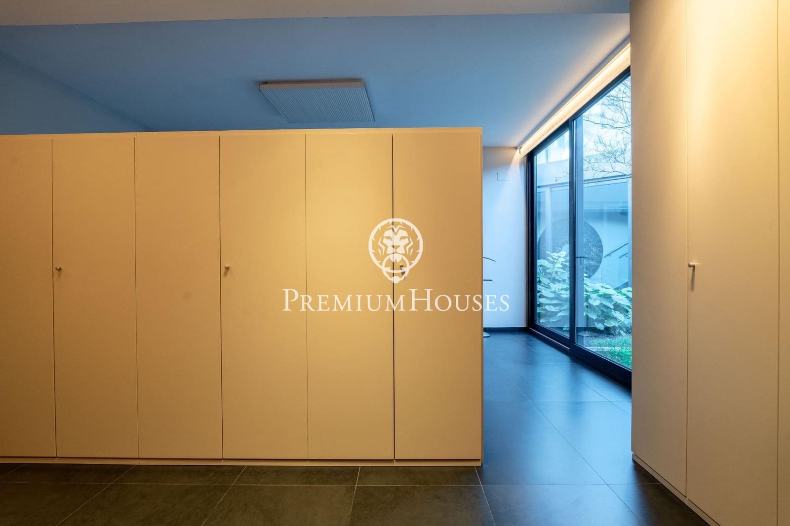 5 soverom Villa til salgs i Sitges med svømmebasseng garasje - € 5 950 000 (Ref: 8784075)