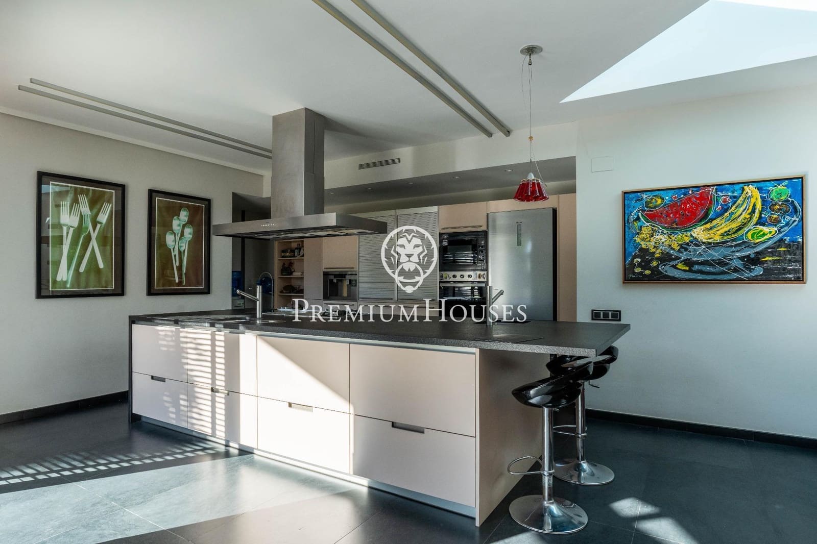 5 soverom Villa til salgs i Sitges med svømmebasseng garasje - € 5 950 000 (Ref: 8784075)