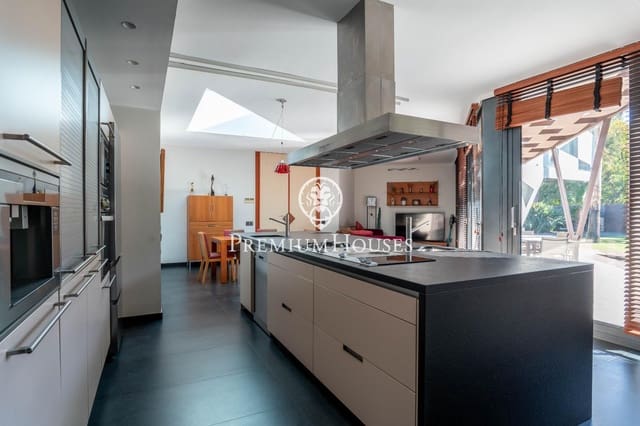 5 soverom Villa til salgs i Sitges med svømmebasseng garasje - € 5 950 000 (Ref: 8784075)