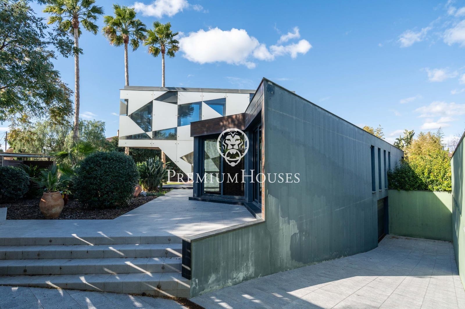 5 soverom Villa til salgs i Sitges med svømmebasseng garasje - € 5 950 000 (Ref: 8784075)