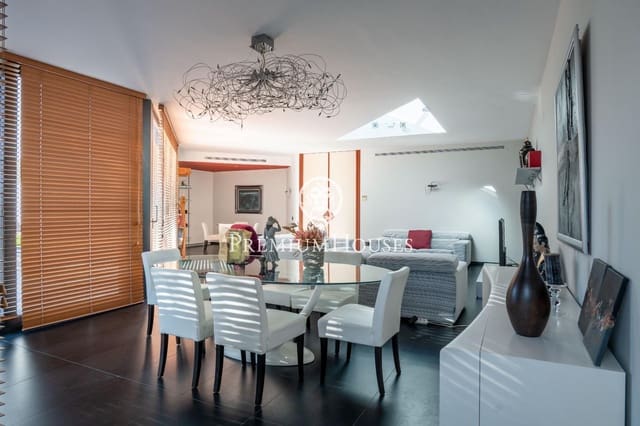 5 soverom Villa til salgs i Sitges med svømmebasseng garasje - € 5 950 000 (Ref: 8784075)