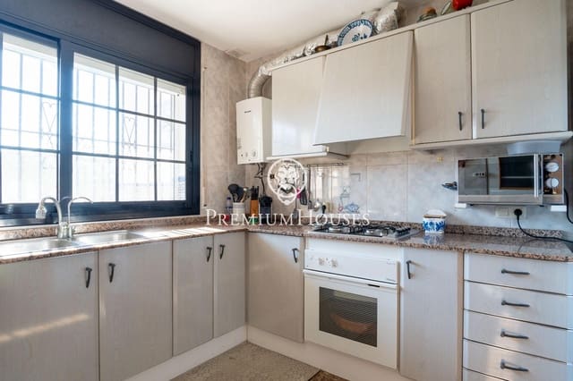 5 sypialnia Willa na sprzedaż w Sant Pere de Ribes z basenem garażem - 559 000 € (Ref: 8792621)