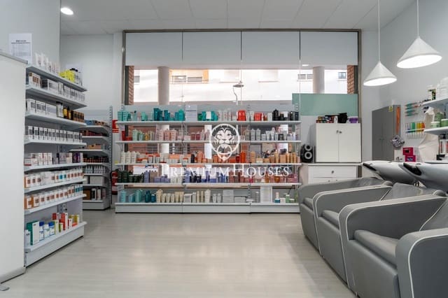 Commercial for rent in Sant Pere de Ribes - € 1,700 (Ref: 8825007)