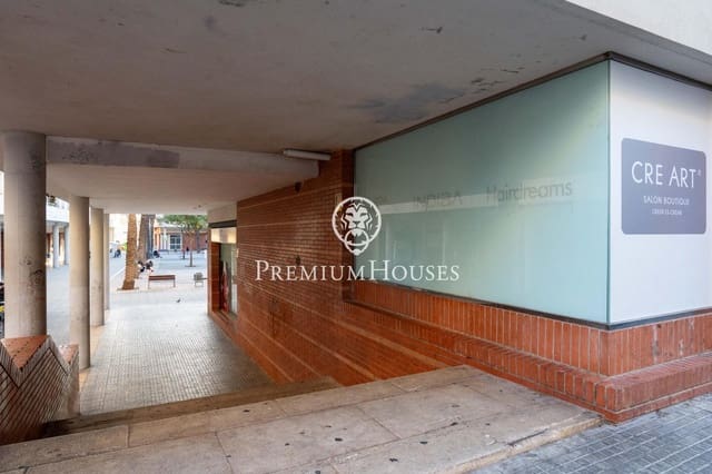 Commercial for rent in Sant Pere de Ribes - € 1,700 (Ref: 8825007)