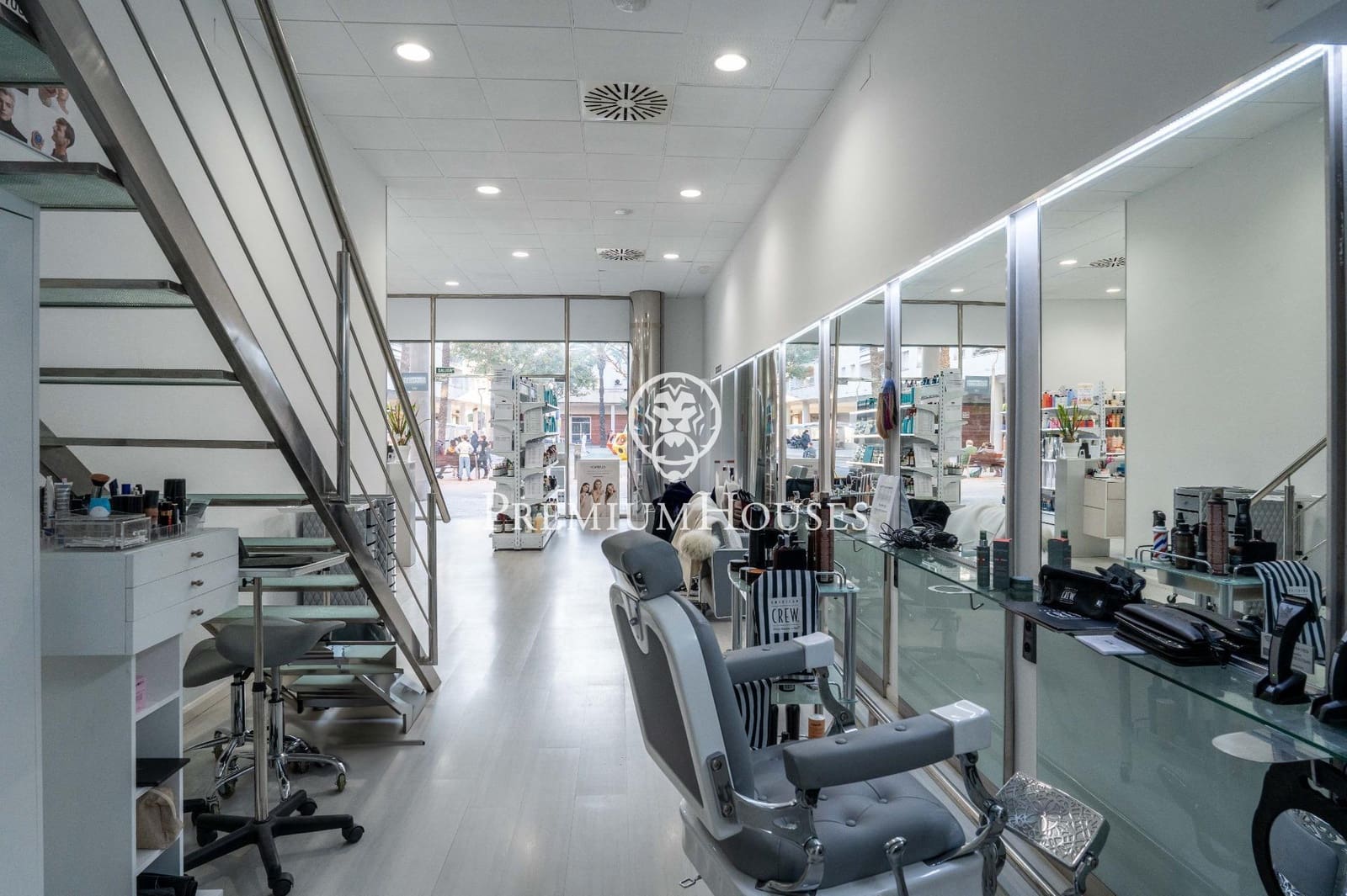 Commercial for rent in Sant Pere de Ribes - € 1,700 (Ref: 8825007)