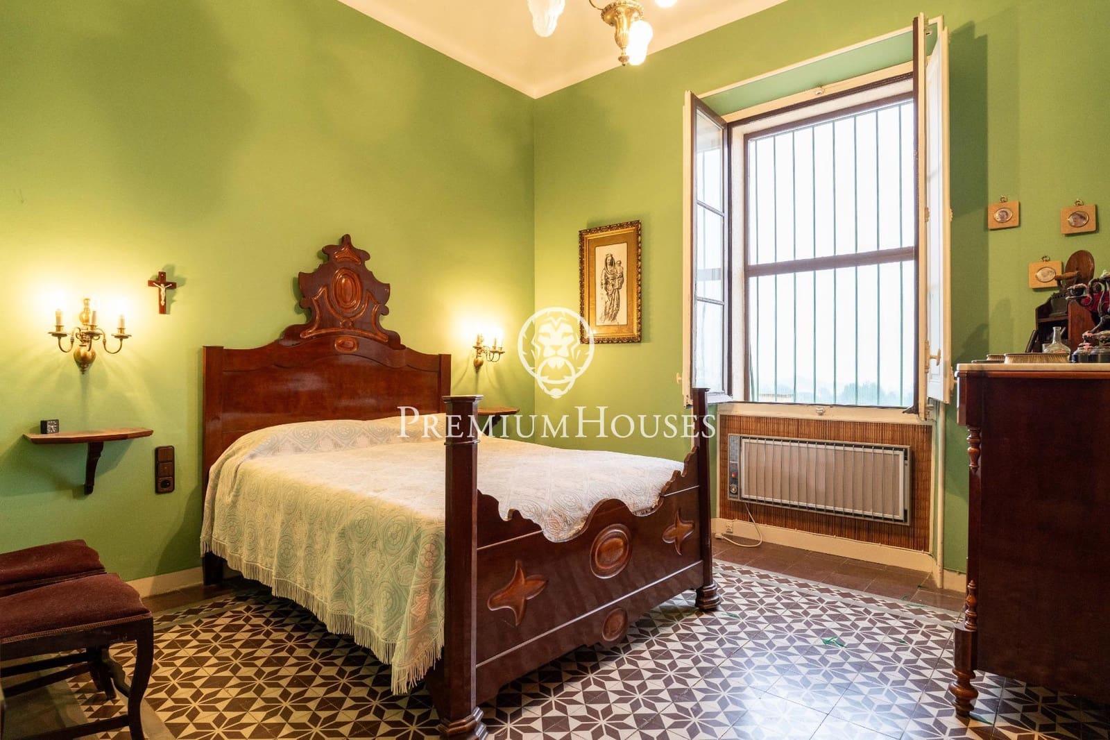 17 soveværelse Finca/Landehus til salg i Valls med garage - € 695.000 (Ref: 8843351)