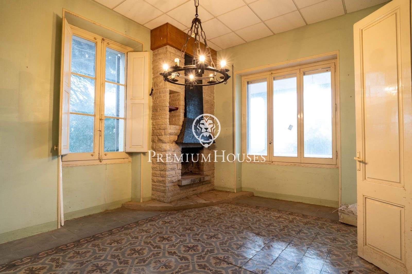 17 soveværelse Finca/Landehus til salg i Valls med garage - € 695.000 (Ref: 8843351)