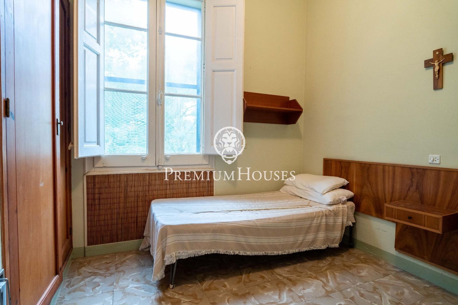 17 soveværelse Finca/Landehus til salg i Valls med garage - € 695.000 (Ref: 8843351)