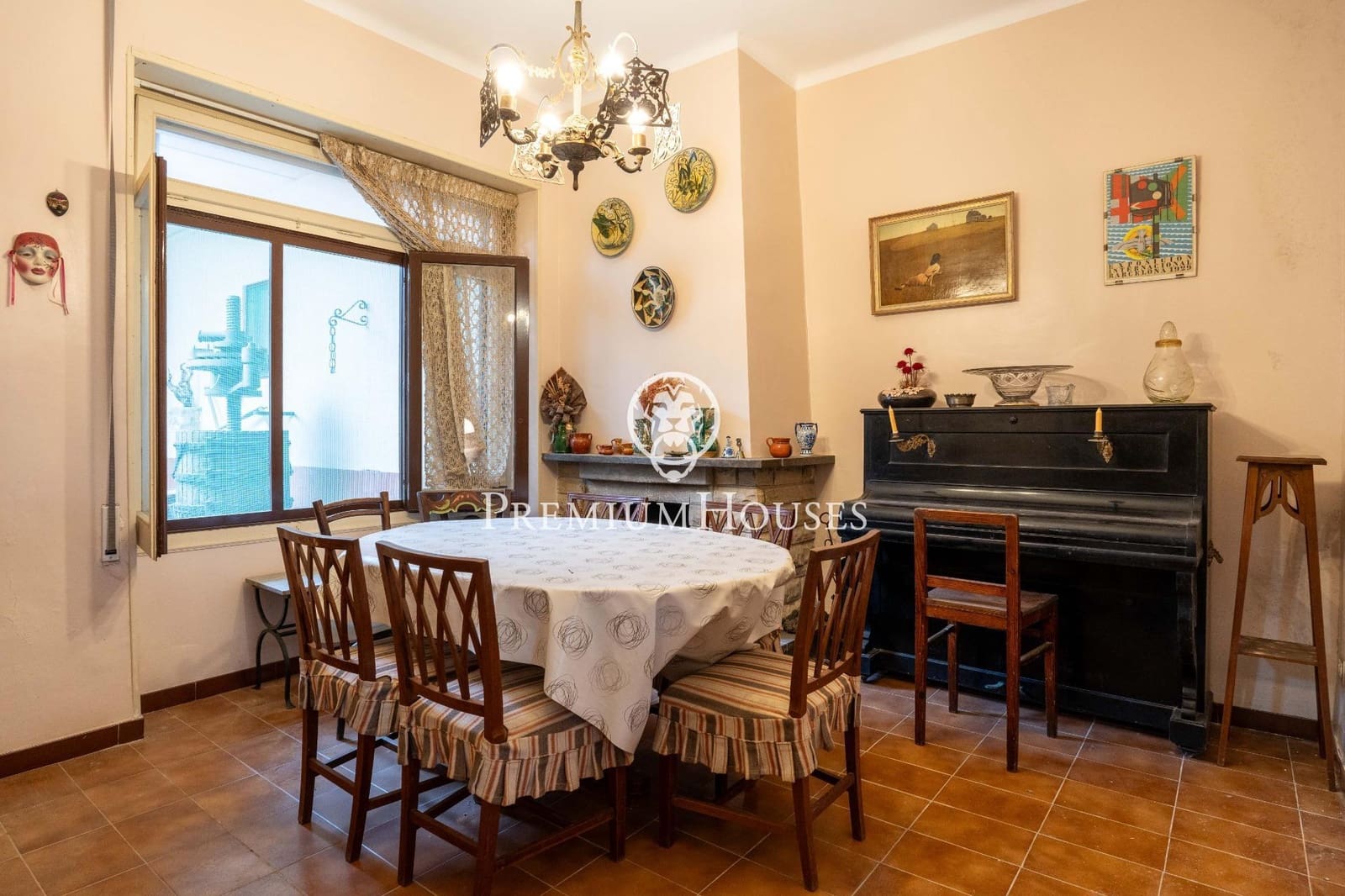 17 soveværelse Finca/Landehus til salg i Valls med garage - € 695.000 (Ref: 8843351)