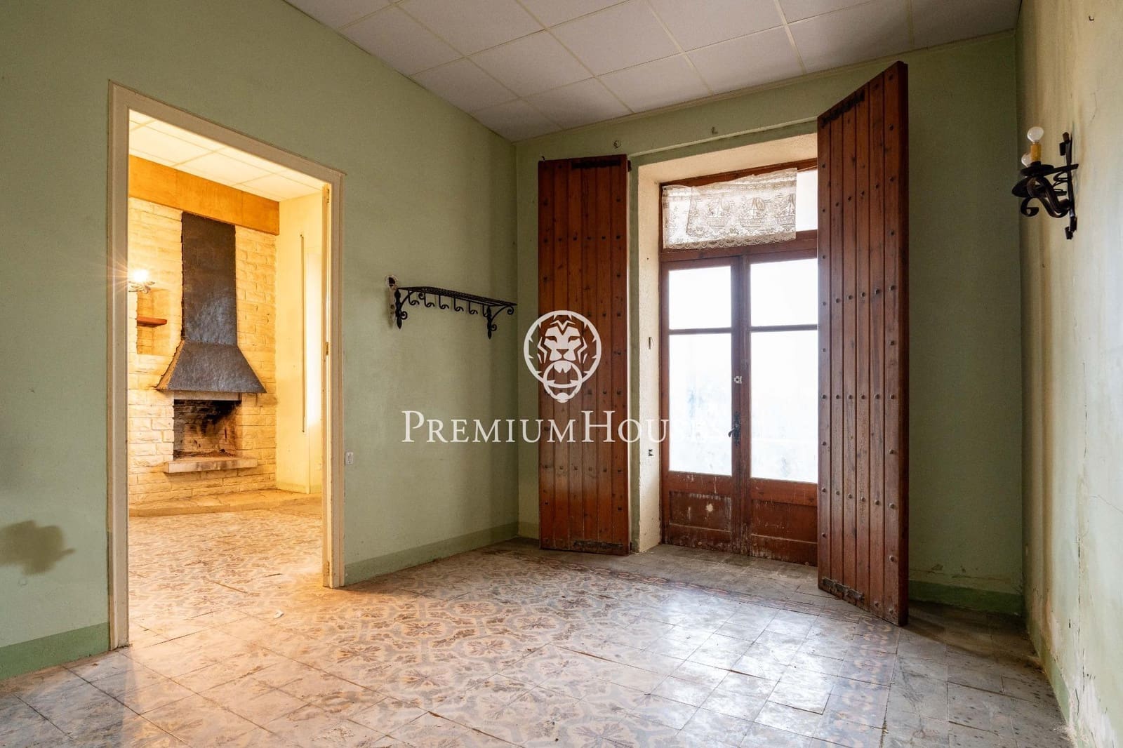 17 soveværelse Finca/Landehus til salg i Valls med garage - € 695.000 (Ref: 8843351)