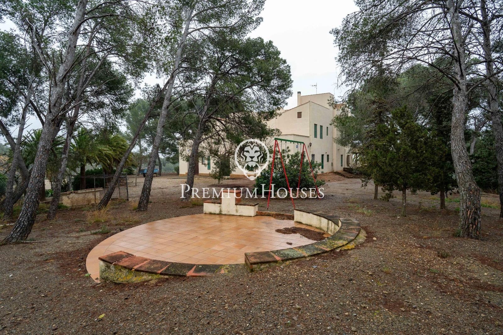 17 soveværelse Finca/Landehus til salg i Valls med garage - € 695.000 (Ref: 8843351)