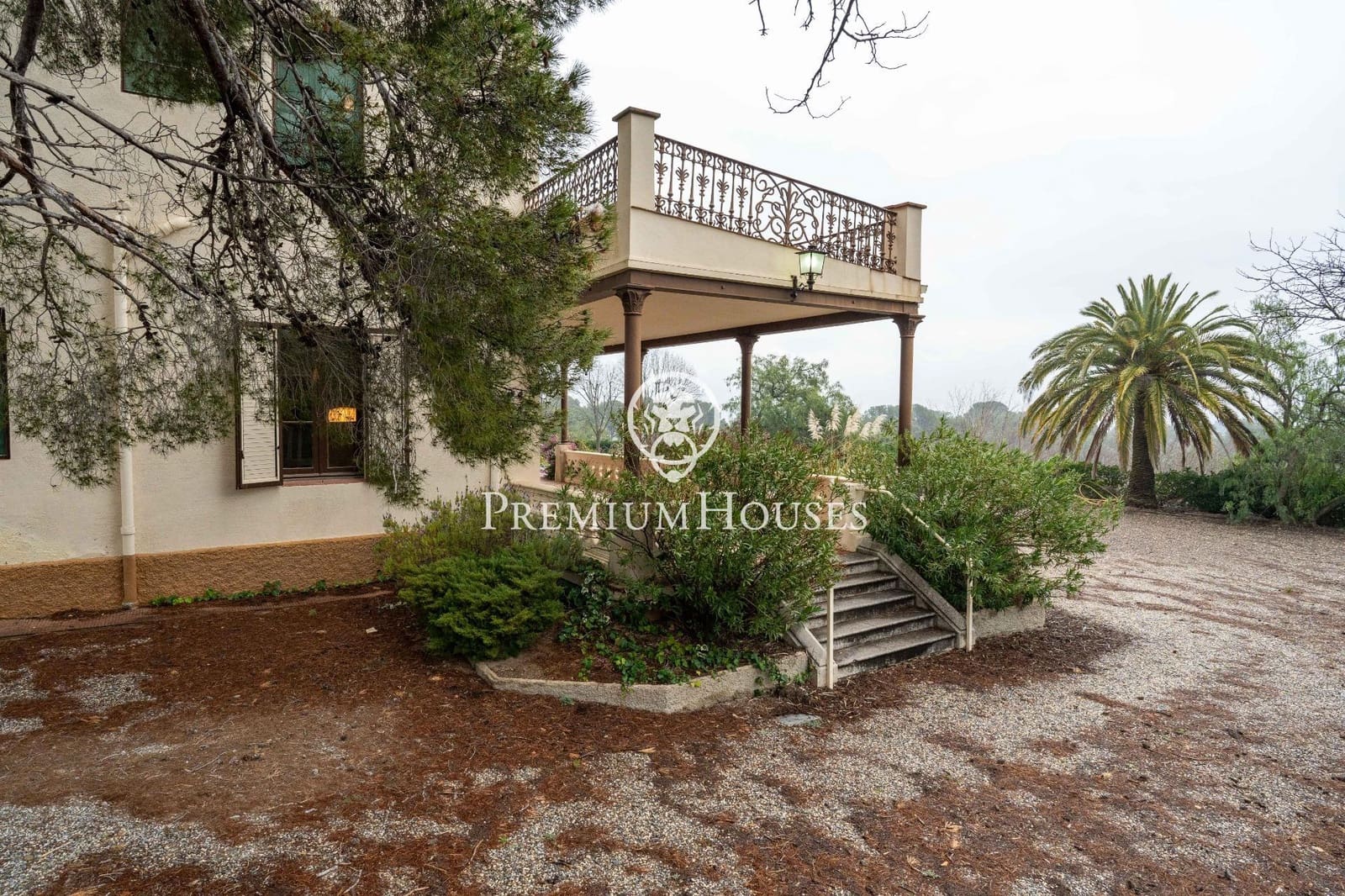 17 soveværelse Finca/Landehus til salg i Valls med garage - € 695.000 (Ref: 8843351)