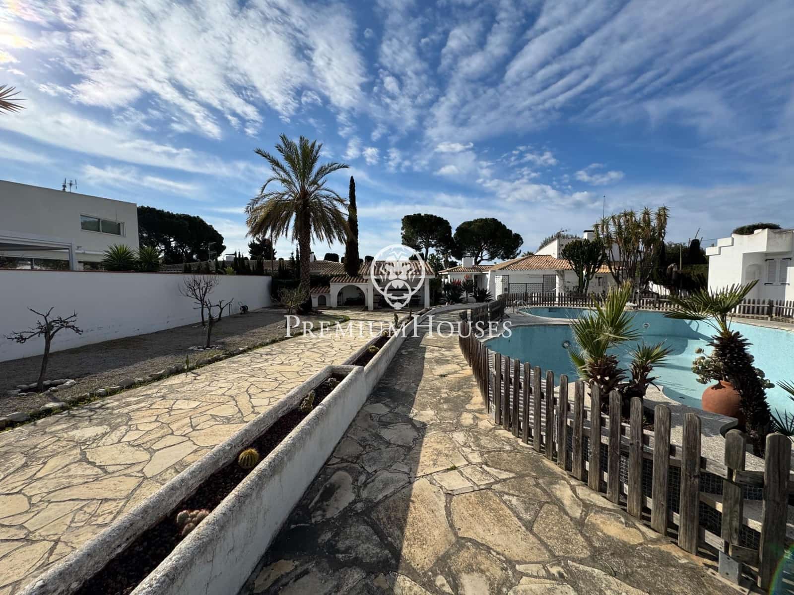 Działka budowlana na sprzedaż w Sant Pere de Ribes - 810 000 € (Ref: 8880033)