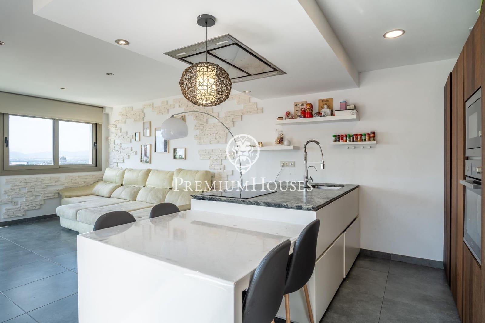 5 soveværelse Villa til salg i Sant Pere i Sant Pau med swimmingpool - € 1.399.000 (Ref: 8915214)