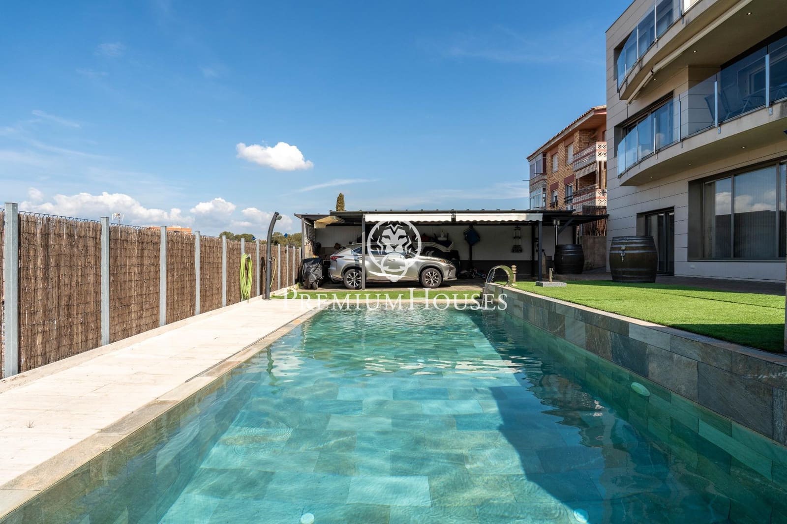 5 soveværelse Villa til salg i Sant Pere i Sant Pau med swimmingpool - € 1.399.000 (Ref: 8915214)