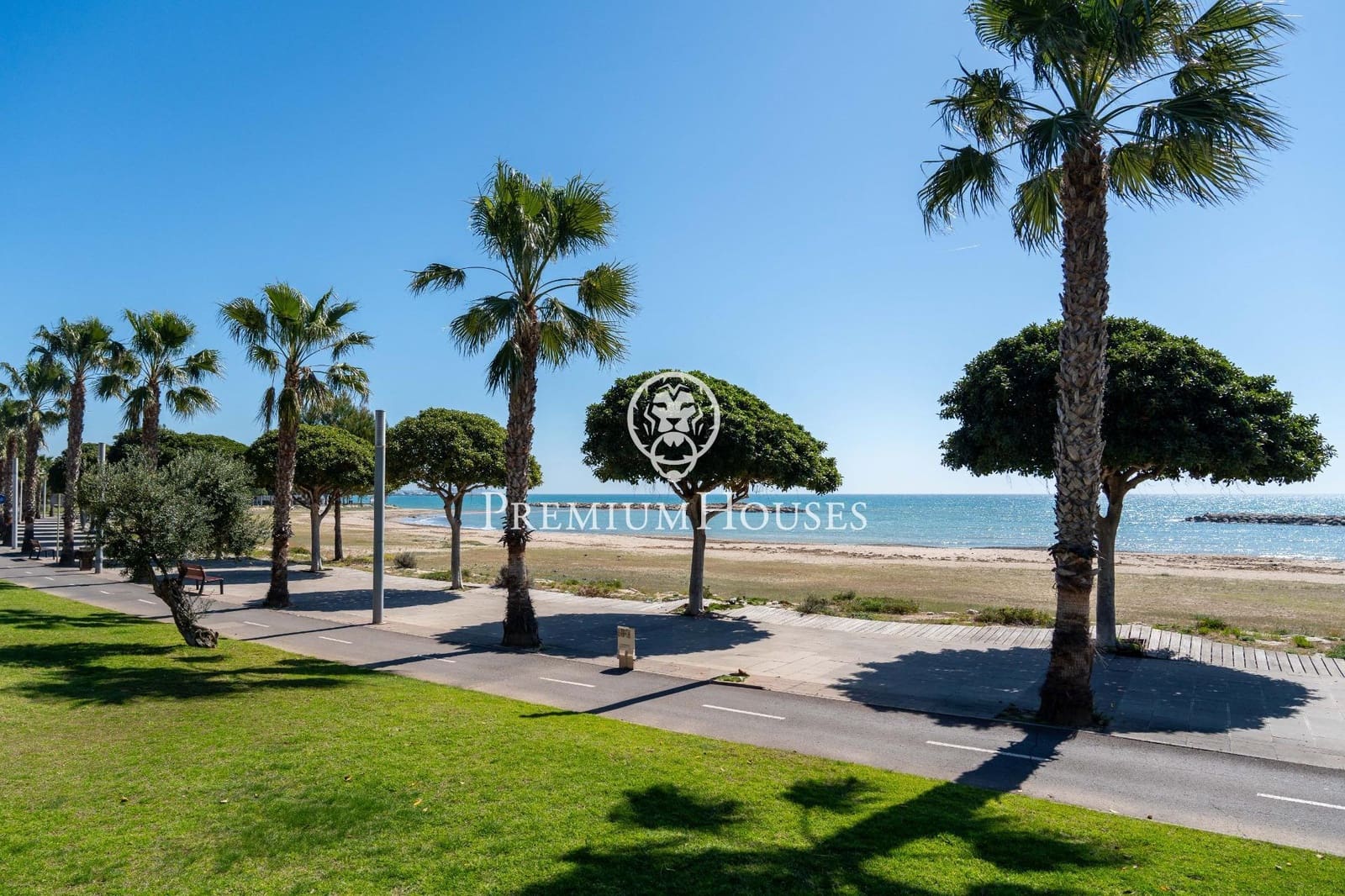 3 soveværelse Rækkehus til salg i Cambrils med swimmingpool garage - € 480.000 (Ref: 8926464)