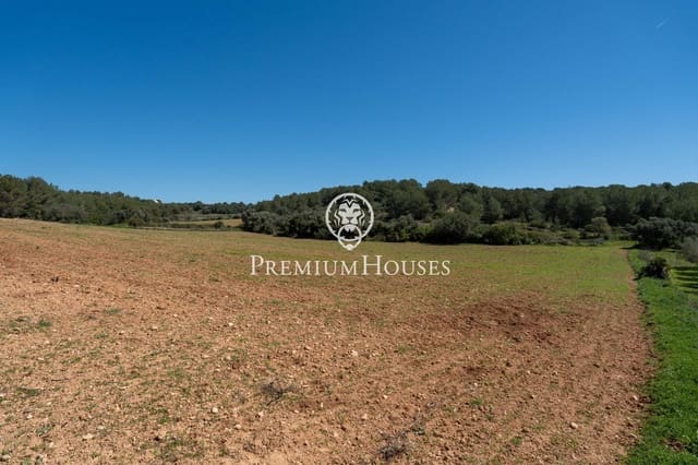 6 bedroom Finca/Country House for sale in Vilanova i la Geltrú with garage - € 995,000 (Ref: 8926465)