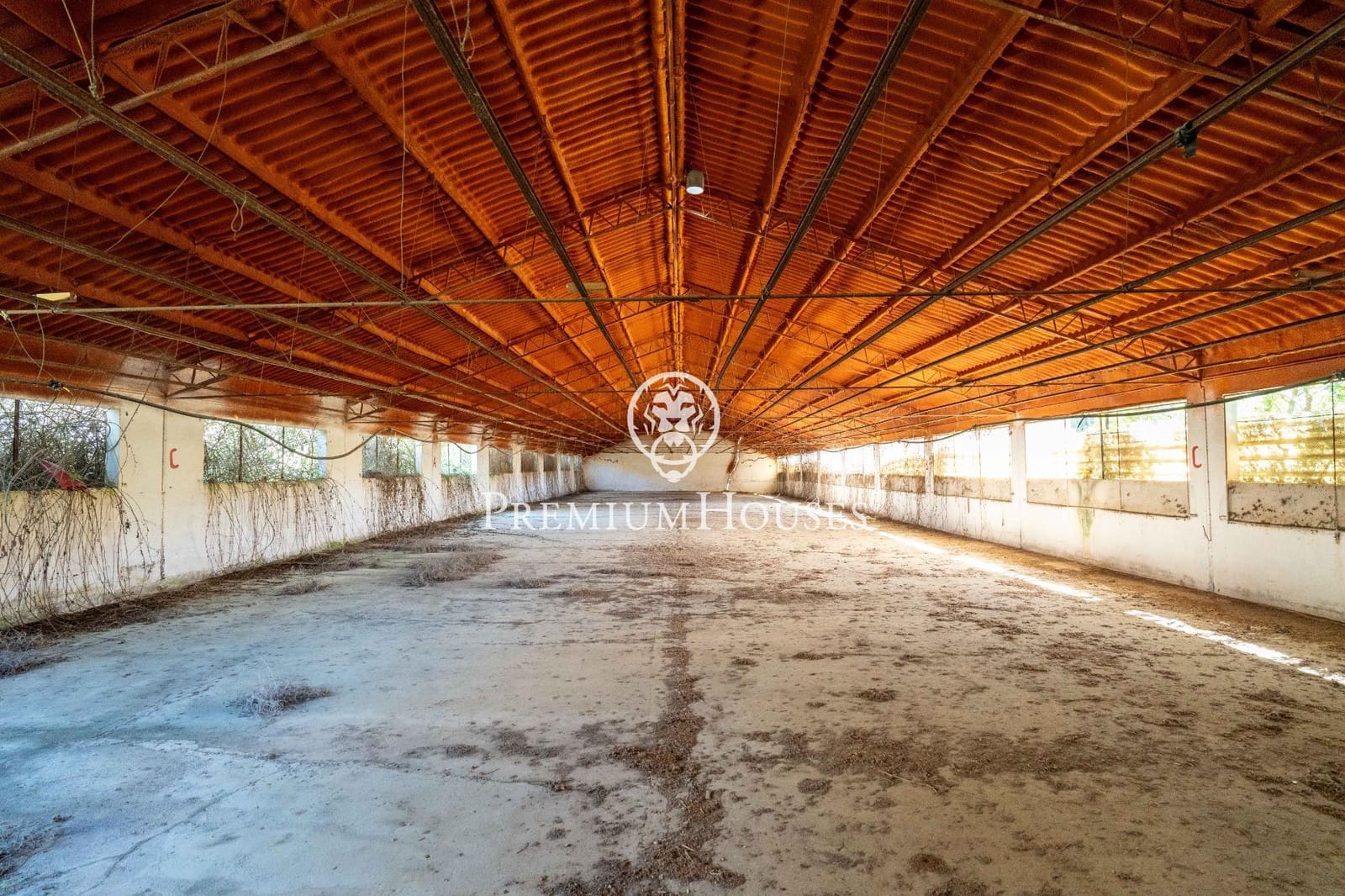 6 sypialnia Finka/Dom wiejski na sprzedaż w Vilanova i la Geltru z garażem - 995 000 € (Ref: 8926465)