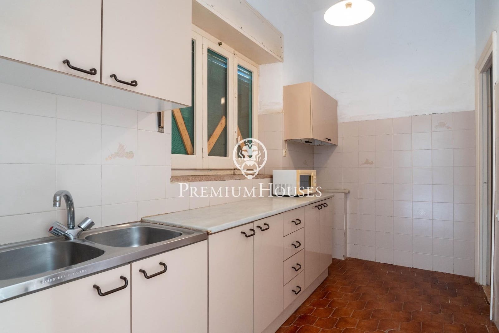 6 sypialnia Finka/Dom wiejski na sprzedaż w Vilanova i la Geltru z garażem - 995 000 € (Ref: 8926465)