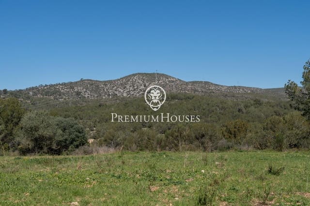 6 bedroom Finca/Country House for sale in Vilanova i la Geltrú with garage - € 995,000 (Ref: 8926465)