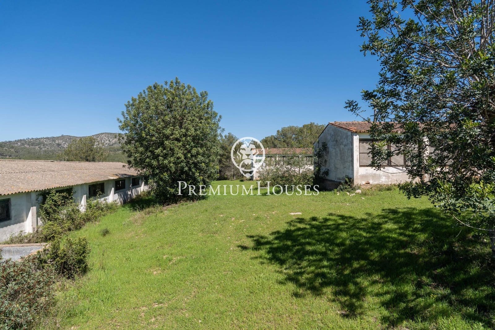 6 sypialnia Finka/Dom wiejski na sprzedaż w Vilanova i la Geltru z garażem - 995 000 € (Ref: 8926465)