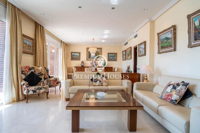 5 bedroom Villa for sale in Vilanova i la Geltrú with pool garage - € 2,100,000 (Ref: 8957319)