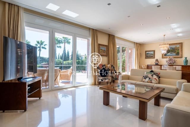 5 bedroom Villa for sale in Vilanova i la Geltrú with pool garage - € 2,100,000 (Ref: 8957319)