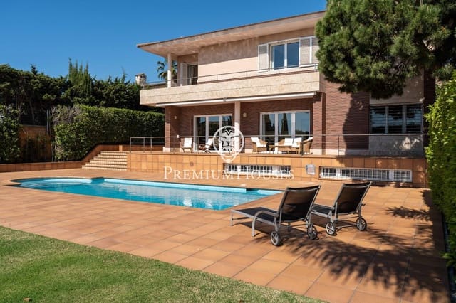 5 bedroom Villa for sale in Vilanova i la Geltrú with pool garage - € 2,100,000 (Ref: 8957319)