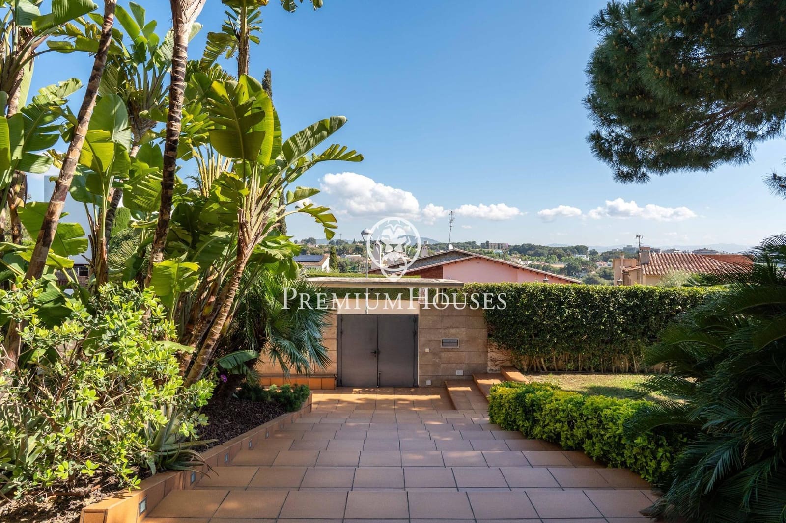 5 soveværelse Villa til salg i Vilanova i la Geltru med swimmingpool garage - € 2.100.000 (Ref: 8957319)