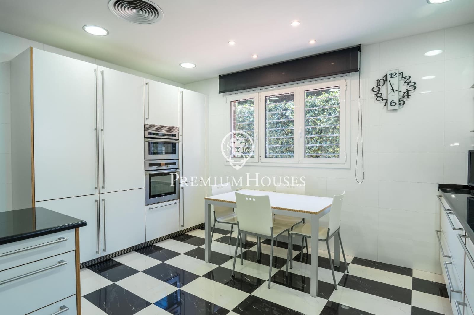 5 camera da letto Villa in vendita in Vilanova i la Geltru con piscina garage - 1.590.000 € (Rif: 8957319)