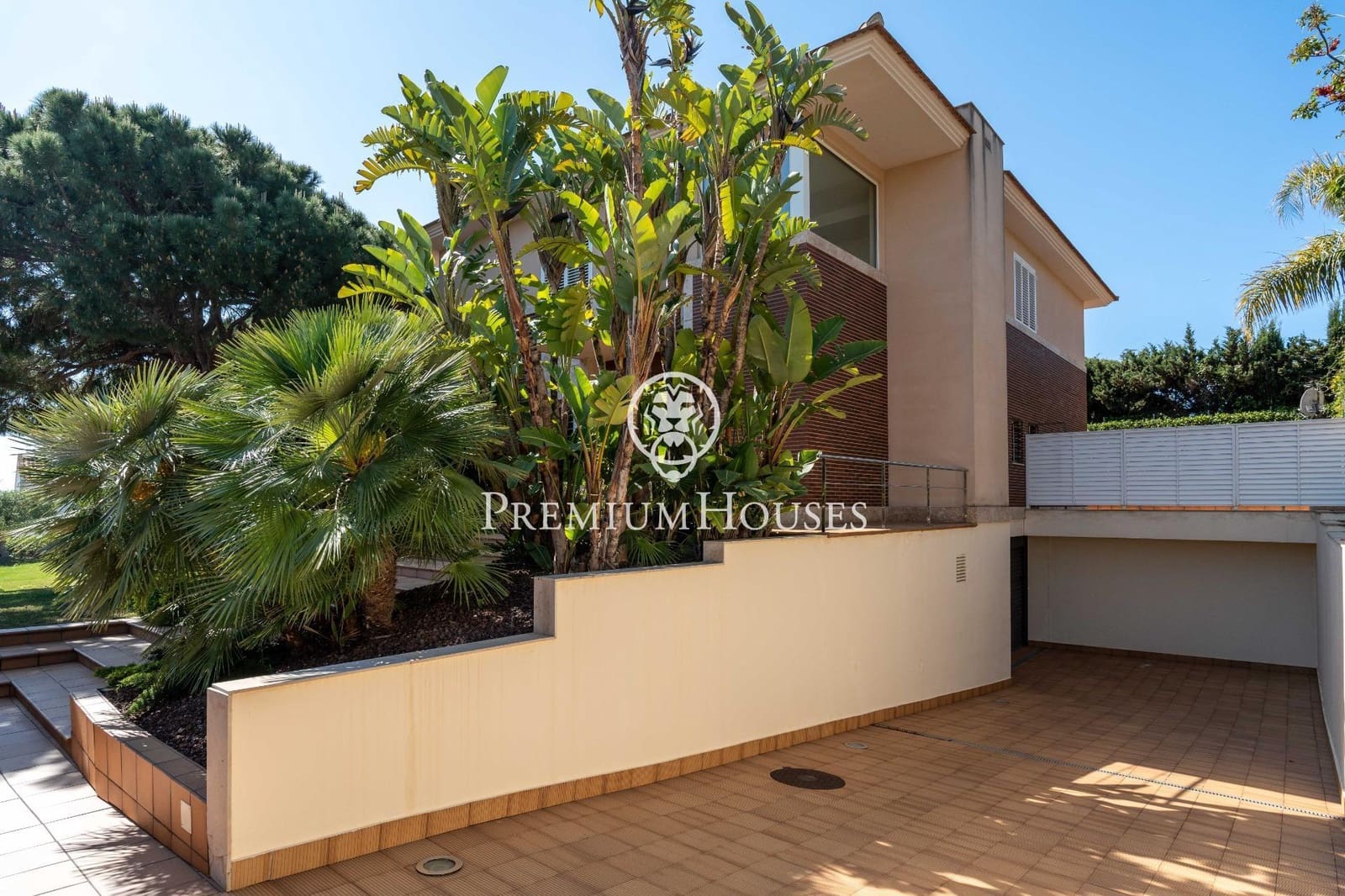 5 camera da letto Villa in vendita in Vilanova i la Geltru con piscina garage - 1.590.000 € (Rif: 8957319)