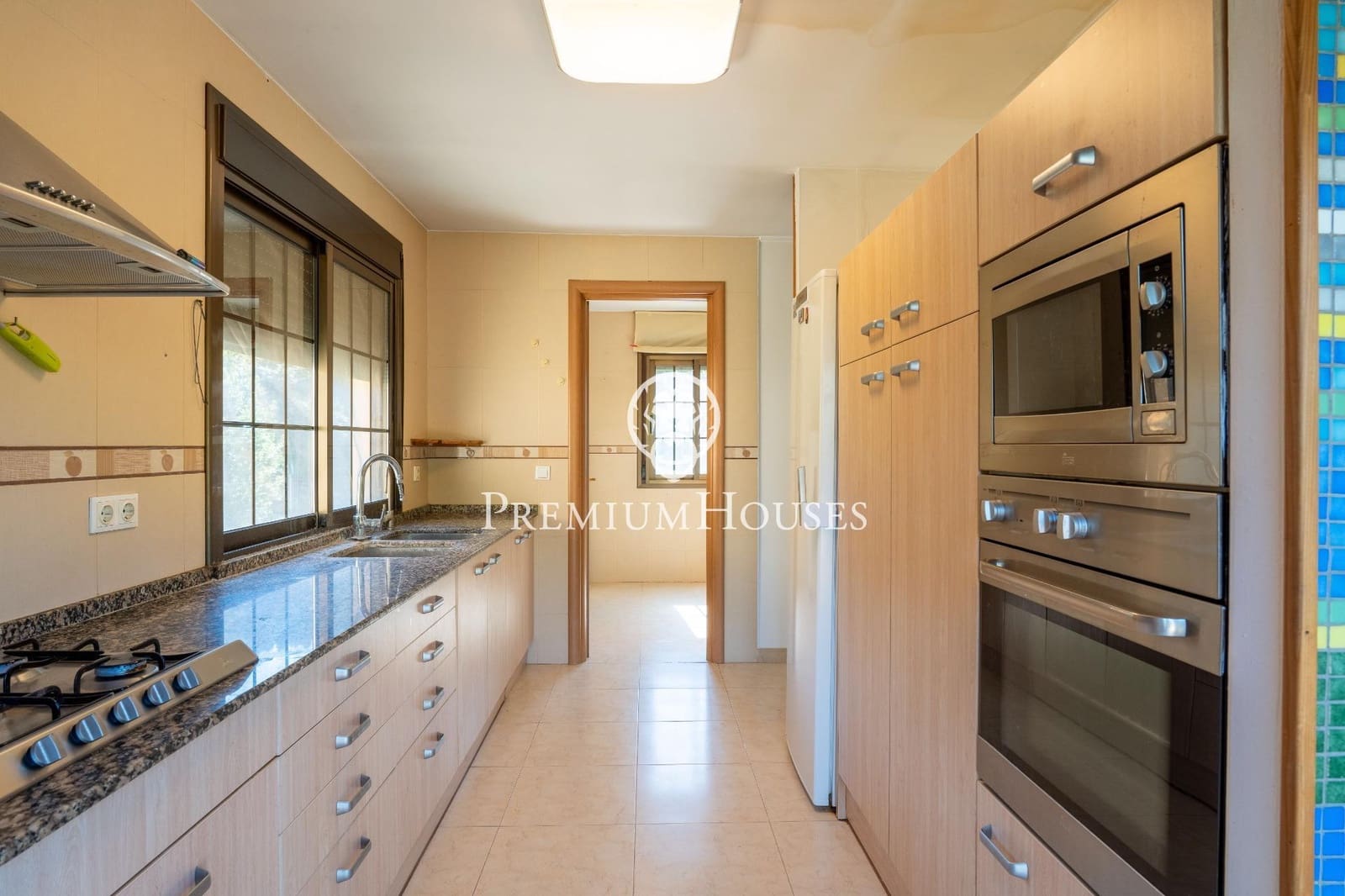 3 soveværelse Finca/Landehus til salg i Montblanc med garage - € 395.000 (Ref: 8972814)