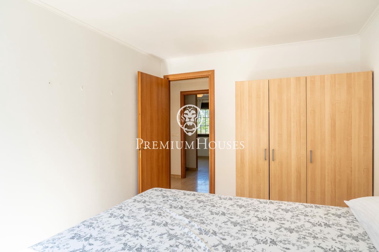 3 soveværelse Finca/Landehus til salg i Montblanc med garage - € 395.000 (Ref: 8972814)