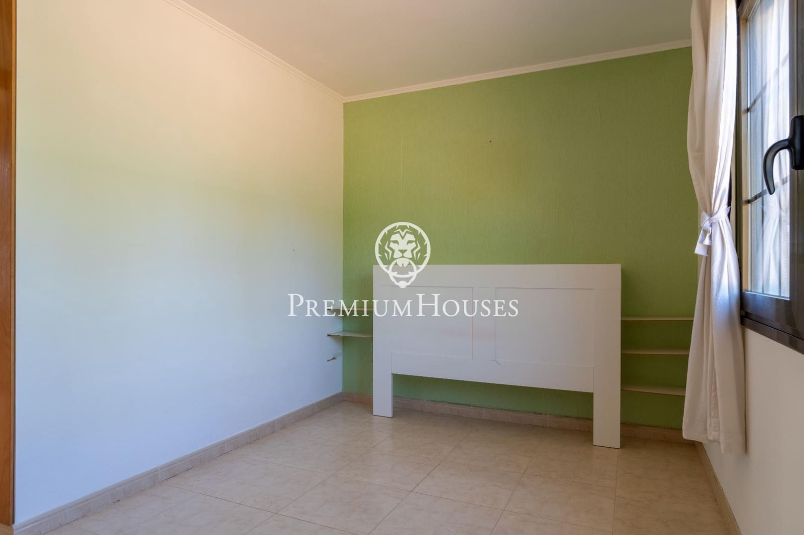 3 soveværelse Finca/Landehus til salg i Montblanc med garage - € 395.000 (Ref: 8972814)