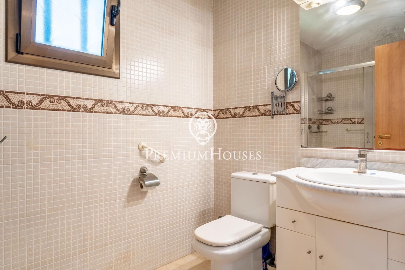 3 soveværelse Finca/Landehus til salg i Montblanc med garage - € 395.000 (Ref: 8972814)