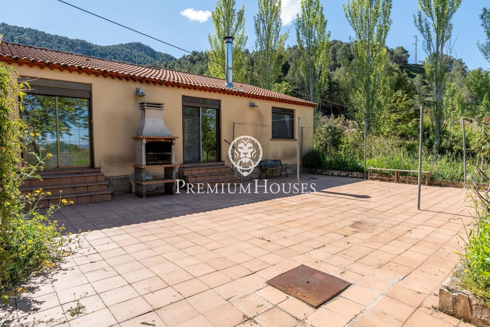 3 soveværelse Finca/Landehus til salg i Montblanc med garage - € 395.000 (Ref: 8972814)