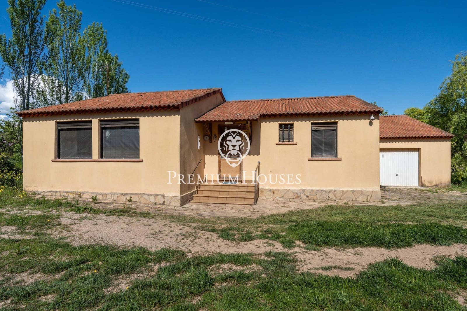 3 soveværelse Finca/Landehus til salg i Montblanc med garage - € 395.000 (Ref: 8972814)