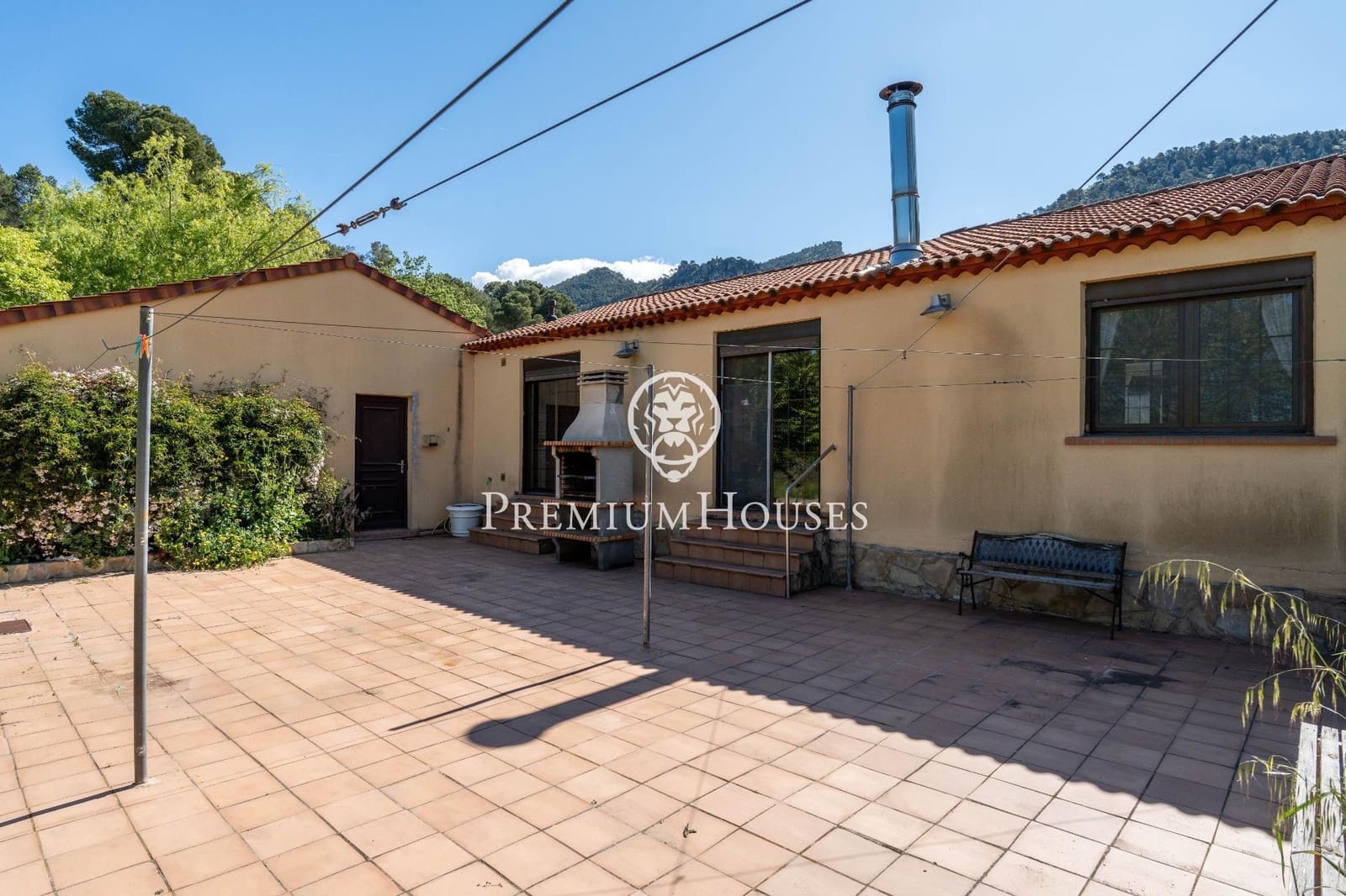 3 soveværelse Finca/Landehus til salg i Montblanc med garage - € 395.000 (Ref: 8972814)