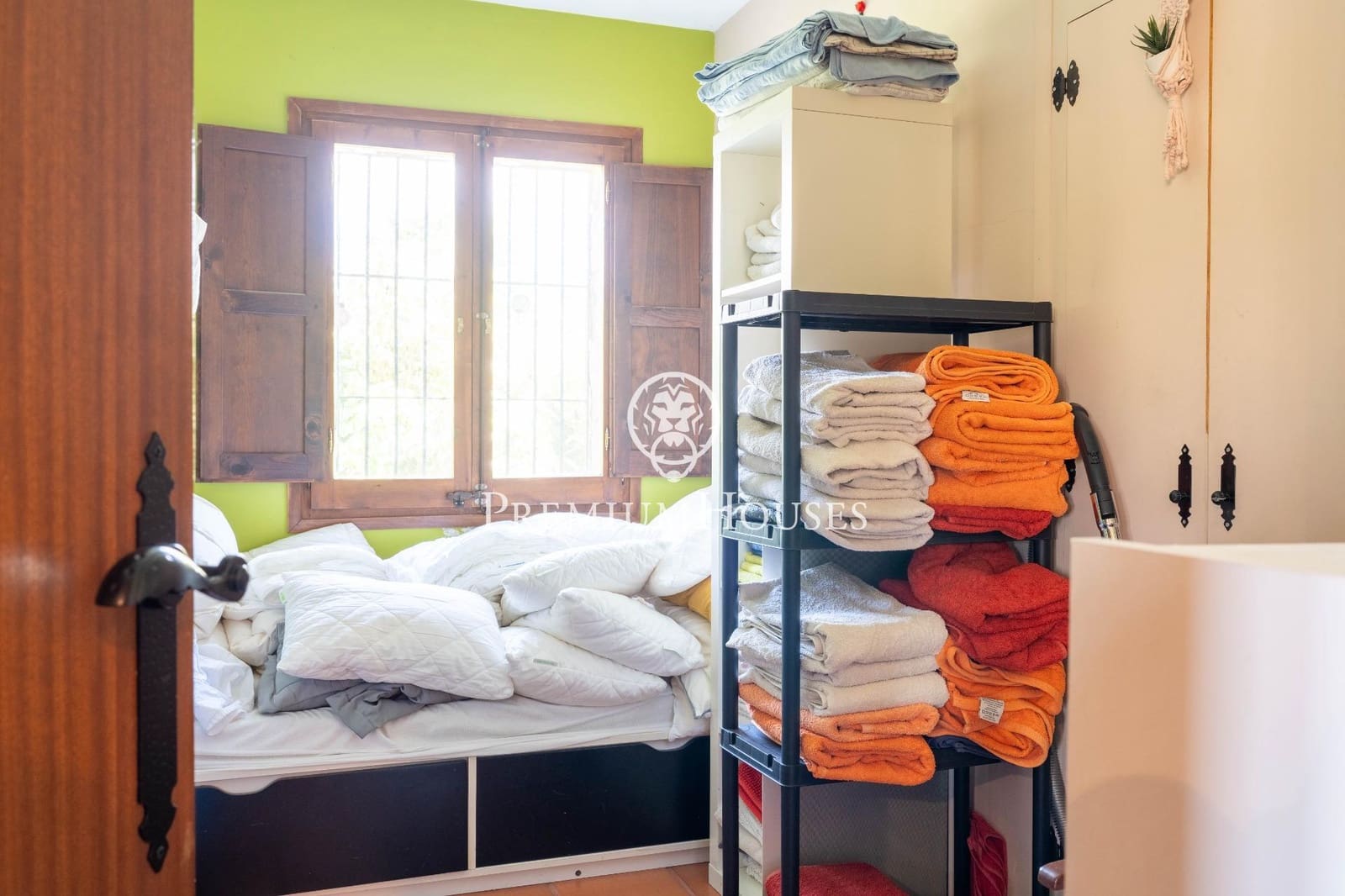 9 soverom Finca/Herregård til salgs i Montblanc med svømmebasseng - € 550 000 (Ref: 8979531)