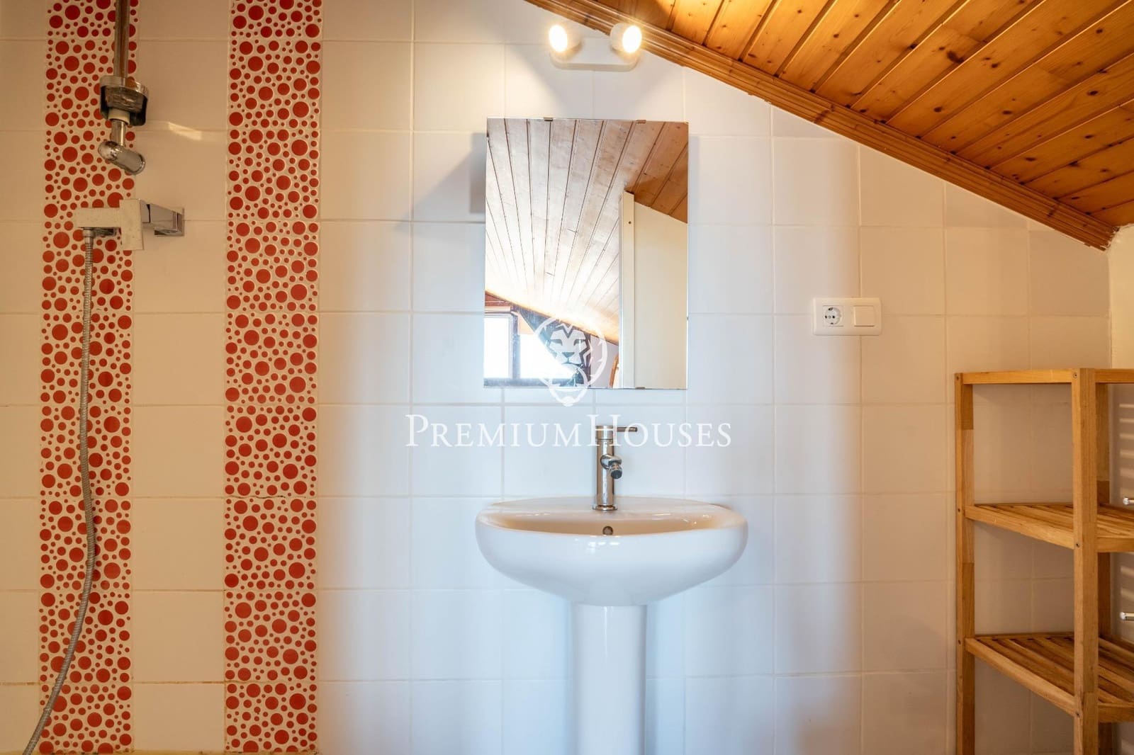 9 soverom Finca/Herregård til salgs i Montblanc med svømmebasseng - € 550 000 (Ref: 8979531)