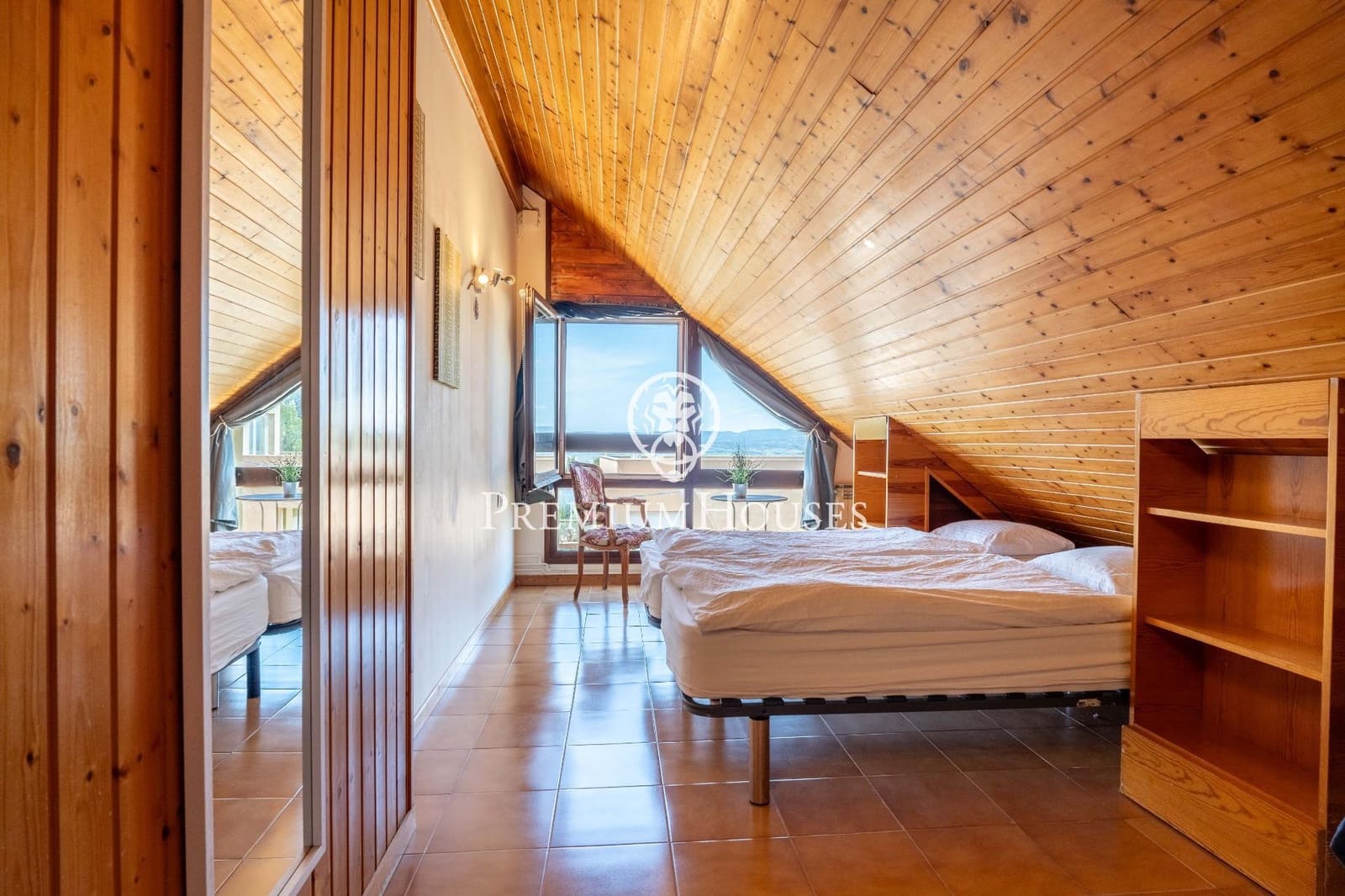 9 soverom Finca/Herregård til salgs i Montblanc med svømmebasseng - € 550 000 (Ref: 8979531)